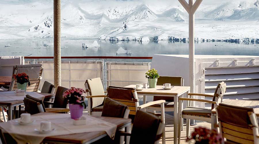outdoor-dining-900x500